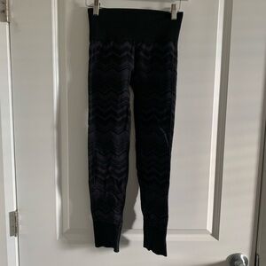 Lululemon Ebb To Street Pants Size 6/8